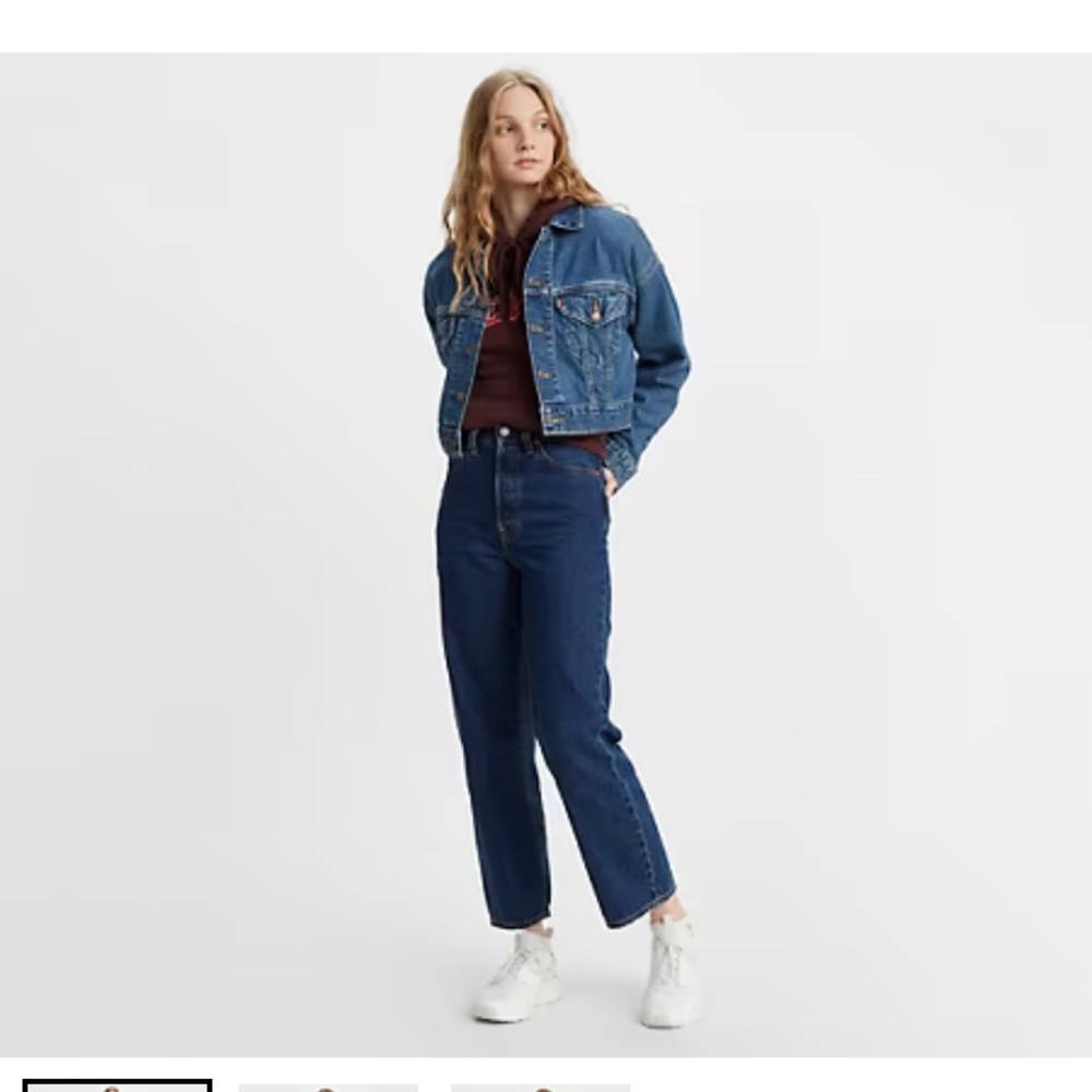 Levi’s rib cage straight ankle wide leg dark blue jeans women’s size 26